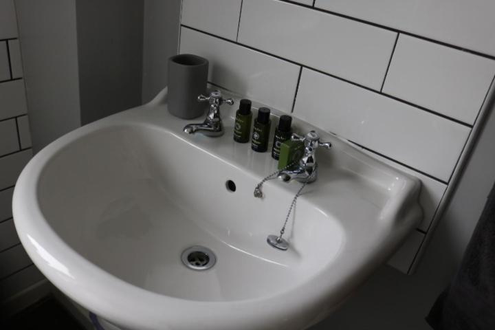 Vila Charming 2 Bed House - Family Friendly Nottingham Pokoj fotografie